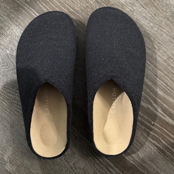 Rothy's Black clogs - Picture 1 of 2